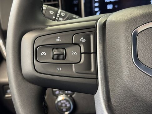 Used 2026 GMC Sierra 3500 SLE w/ Preferred Package image 33