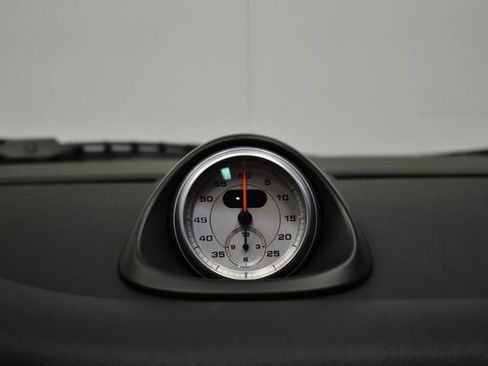 Used 2009 Porsche 911 Carrera 4S image 16