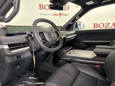 New 2025 Lincoln Navigator Reserve w/ Jet Appearance Package image 14