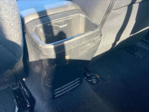 Used 2022 Toyota Tacoma TRD Off-Road image 36