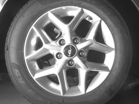 Used 2025 Kia Soul LX w/ LX Technology Package FWD image 15