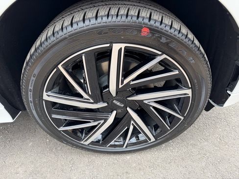 New 2026 Lincoln Aviator Black Label w/ Black Label Special Edition image 9