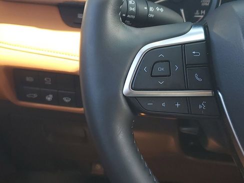 Certified 2021 Toyota Highlander Platinum image 36