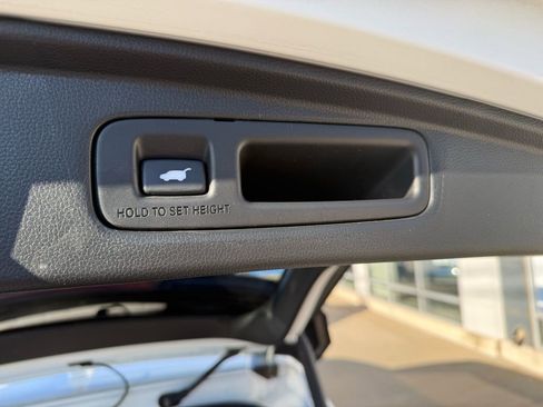 Used 2023 Honda CR-V Sport Touring image 37