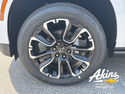 New 2026 Chevrolet Tahoe High Country w/ LPO, Illumination Package RWD image 11