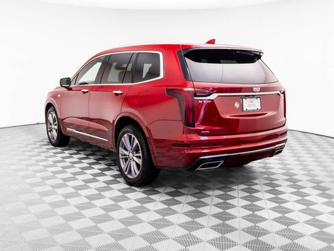 Certified 2025 Cadillac XT6 Premium Luxury w/ Platinum Package AWD/4WD image 3