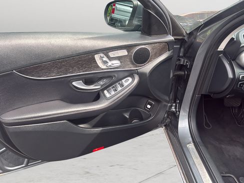 Used 2021 Mercedes-Benz C 300 4MATIC Sedan image 10