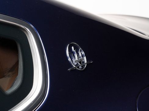 Used 2015 Maserati Quattroporte S Q4 AWD/4WD image 71