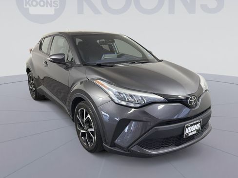 Used 2021 Toyota C-HR XLE image 10