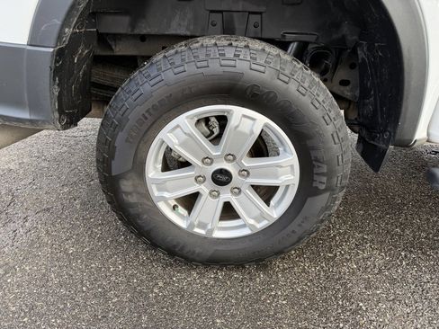 Used 2024 Ford Ranger XL image 31