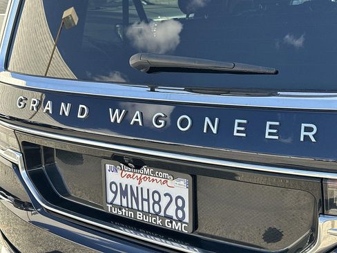 Used 2024 Jeep Grand Wagoneer L 4WD image 31