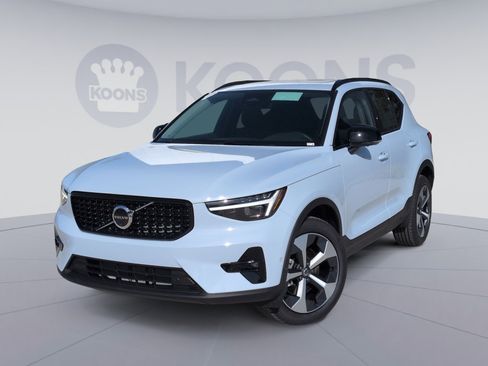 New 2026 Volvo XC40 B5 Plus w/ Protection Package Premier image 1