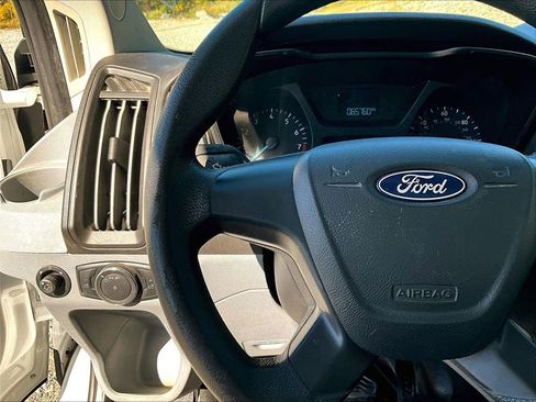 Used 2019 Ford Transit 250 Base image 12