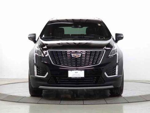 Certified 2022 Cadillac XT5 Premium Luxury image 12