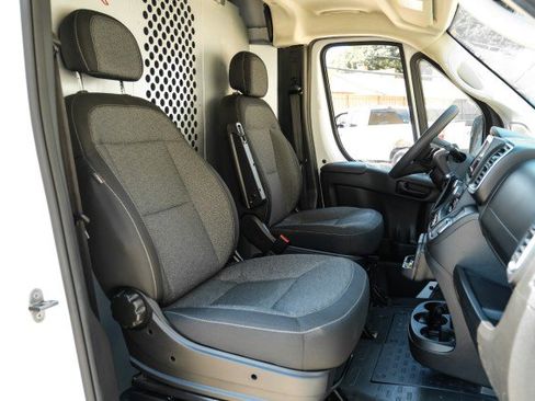 Used 2023 RAM ProMaster 2500 FWD image 31