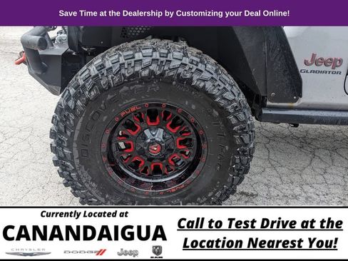Used 2020 Jeep Gladiator Rubicon w/ Dual Top Group AWD/4WD image 15
