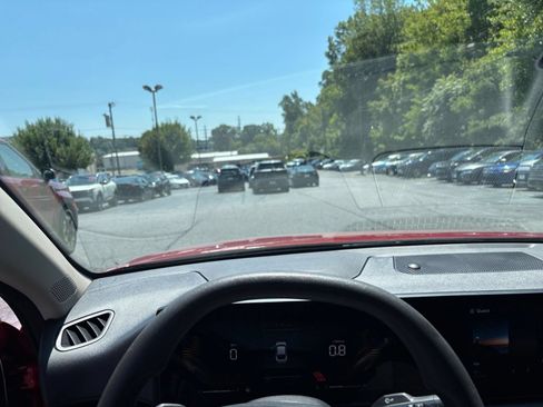 Used 2026 Kia K4 FWD image 25