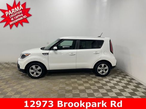 Used 2018 Kia Soul w/ Convenience Package image 6