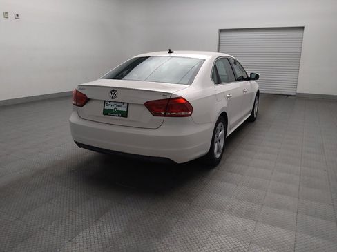 Used 2013 Volkswagen Passat 2.5 SE image 9