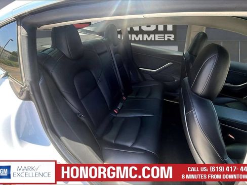 Used 2019 Tesla Model 3 Standard Range RWD image 23