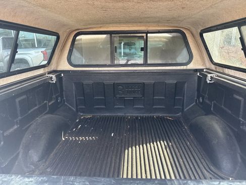 Used 2004 Ford F150 Lariat image 9