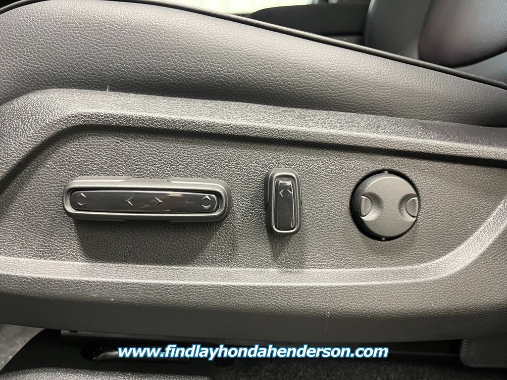 New 2026 Honda Pilot Black Edition image 11