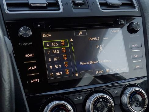 Used 2018 Subaru Forester 2.5i Touring image 26