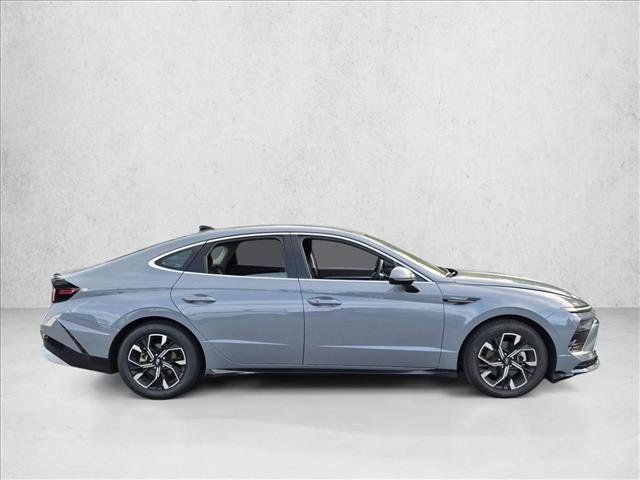 Used 2024 Hyundai Sonata SEL FWD image 4