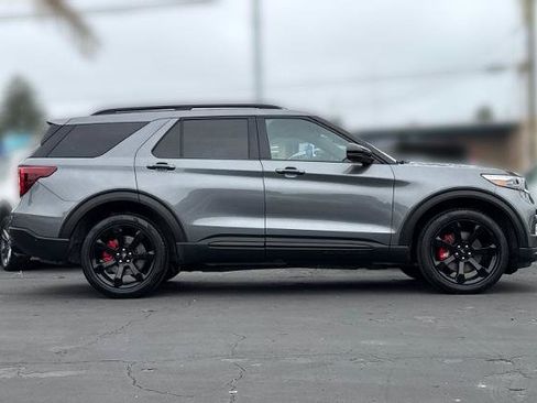 Certified 2021 Ford Explorer ST w/ Equipment Group 401A AWD/4WD image 33