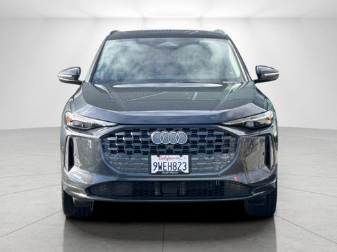 Certified 2025 Audi Q5 Premium Plus w/ Premium Plus image 8