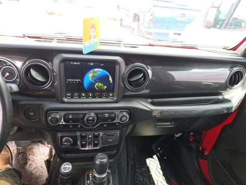 Used 2022 Jeep Gladiator Sport AWD/4WD image 6
