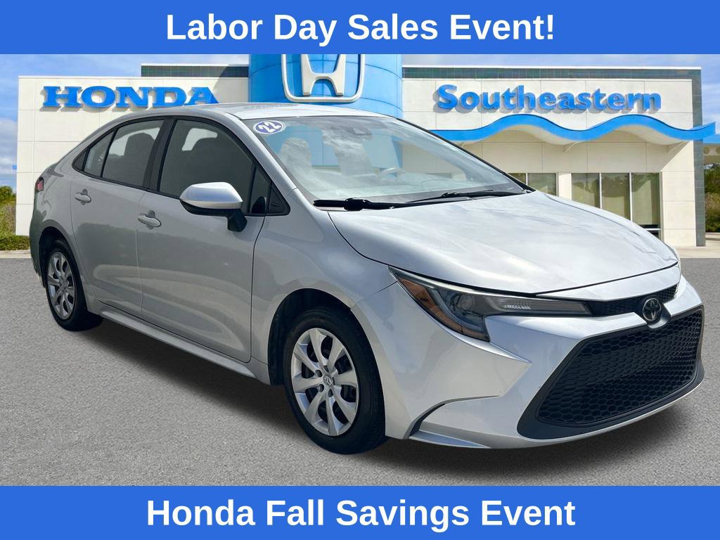 Used 2022 Toyota Corolla LE FWD image 3