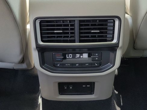 Certified 2026 Volkswagen Atlas SEL Premium R-Line image 13