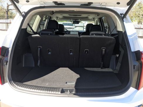 Used 2025 Kia Telluride S image 30