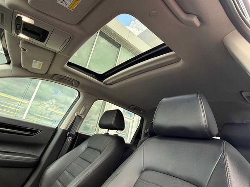 Used 2024 Honda CR-V EX-L image 16