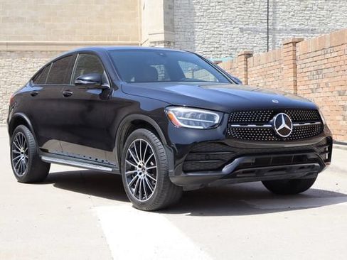 Used 2020 Mercedes-Benz GLC 300 4MATIC Coupe image 2