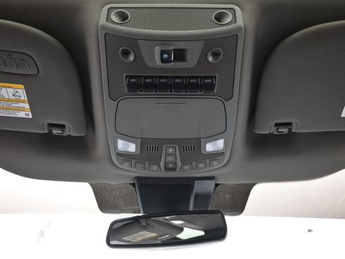 Used 2020 Ford F250 Lariat w/ Tremor Off-Road Package AWD/4WD image 28