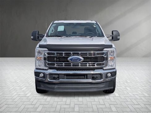 Used 2025 Ford F350 XLT image 5