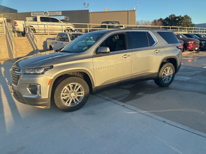 Used 2023 Chevrolet Traverse LT w/ LPO, Floor Liner Package