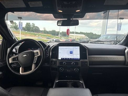 Used 2022 Ford F250 Lariat w/ Lariat Ultimate Package AWD/4WD image 13