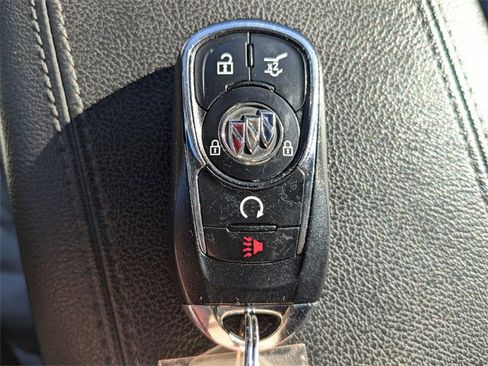 Used 2021 Buick Encore GX Essence w/ Advanced Technology Package image 28