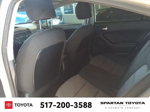 Used 2016 Kia Forte EX image 9