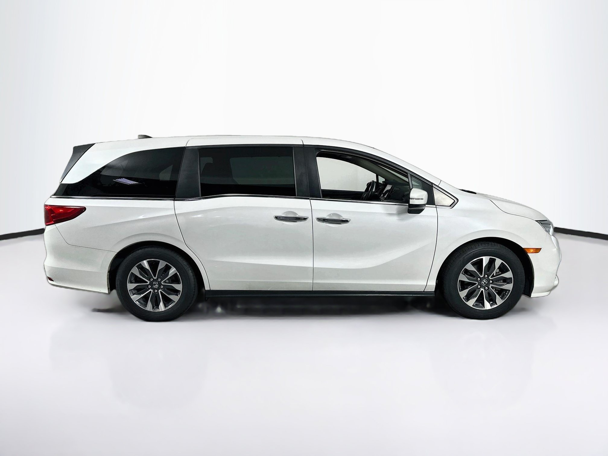 Used 2023 Honda Odyssey EX-L image 4