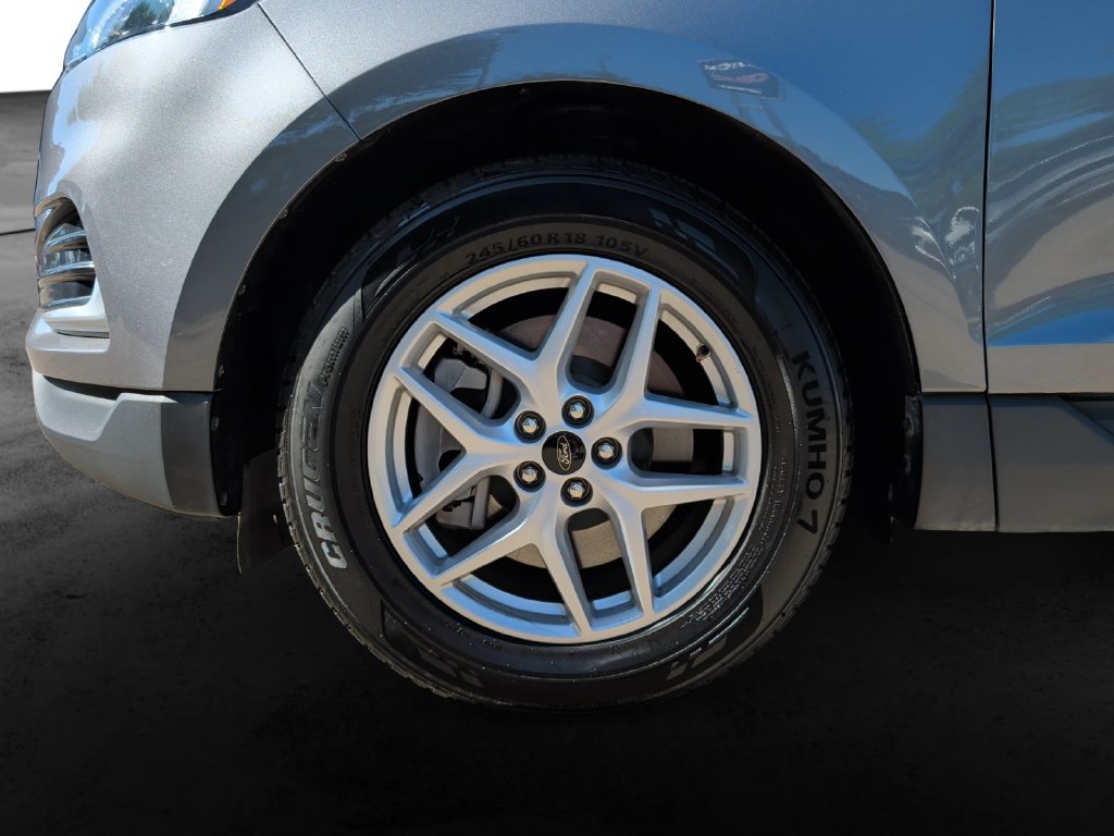 Used 2024 Ford Edge SEL AWD/4WD image 9