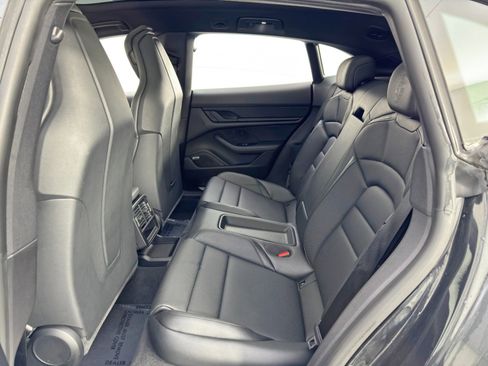Used 2023 Porsche Taycan 4S w/ Performance Package image 45