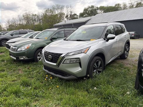 Used 2021 Nissan Rogue SL image 4