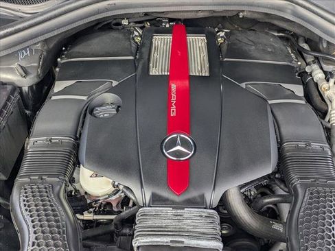 Used 2018 Mercedes-Benz GLE 43 AMG AMG GLE 43 image 23