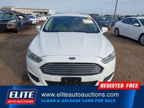 Used 2016 Ford Fusion SE image 23