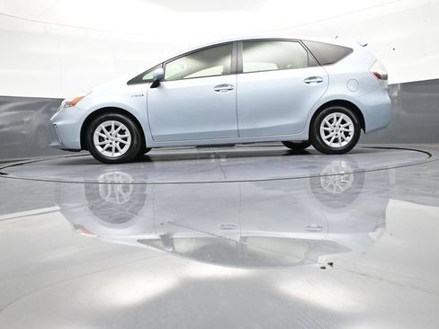 Used 2012 Toyota Prius V Three FWD image 32