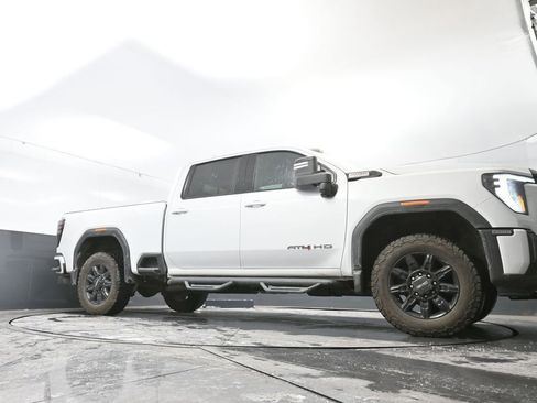 Used 2024 GMC Sierra 2500 AT4 w/ AT4 Preferred Package image 58